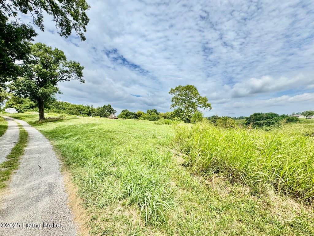 Photo of 13 Baker Rd, Willisburg, KY 40078 (MLS # 1715112)