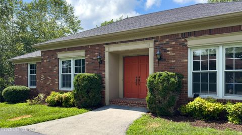 Photo of 13015 Pine Hill Ct, Prospect, KY 40059 (MLS # 1699202)