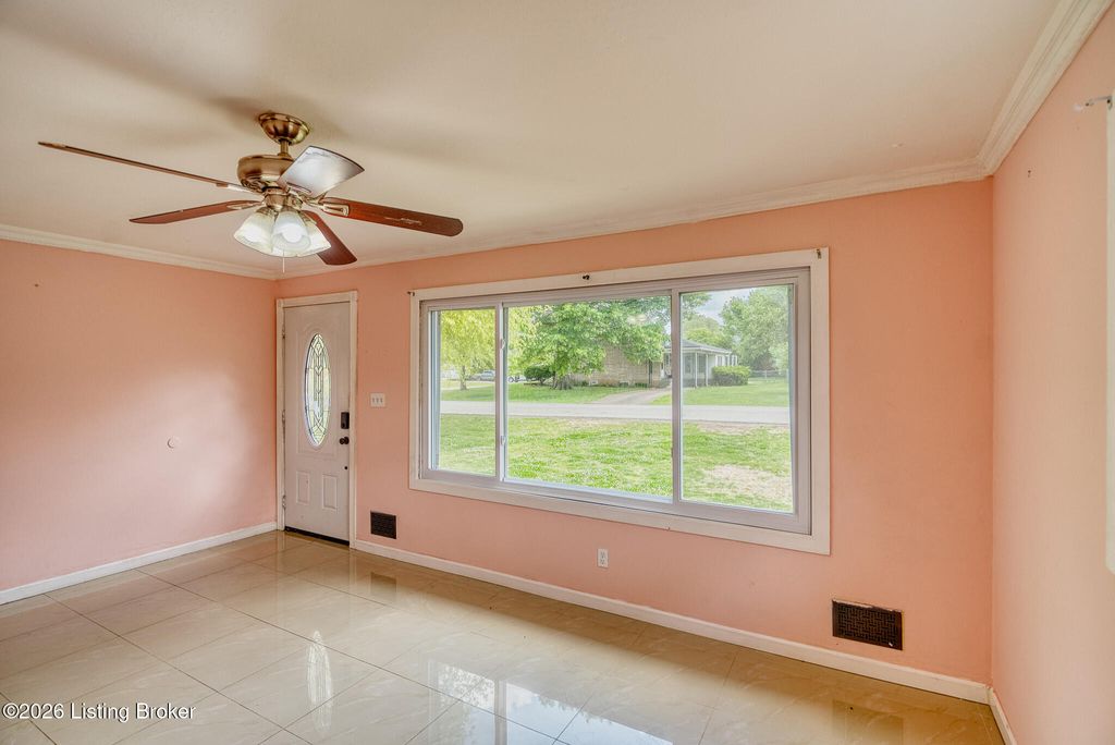 Photo of 7816 Joyce Dr, Louisville, KY 40219 (MLS # 1715905)