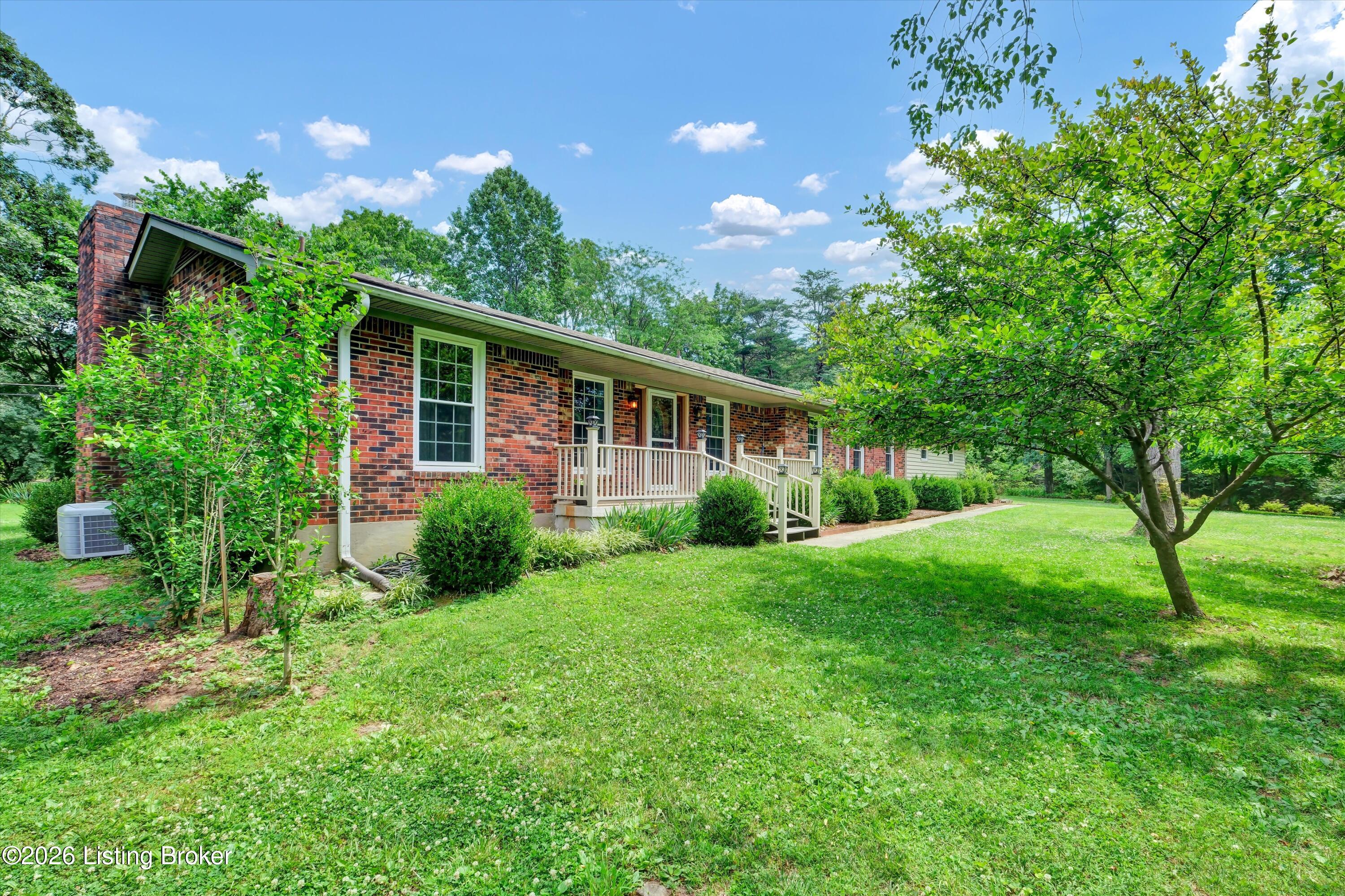 Photo 1 of 54 — 183 Vivian Way, Mt Washington, KY 40047