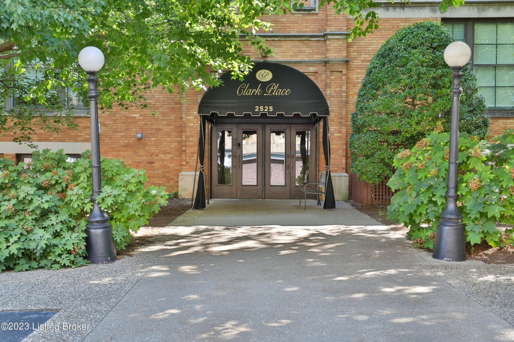 Photo of 2525 George Rogers Clark Pl #T08, Louisville, KY 40206 (MLS # 1725429)