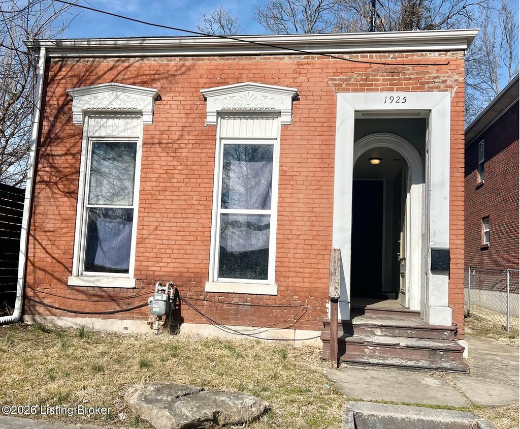 Photo of 1925 W Main St, Louisville, KY 40203 (MLS # 1707825)