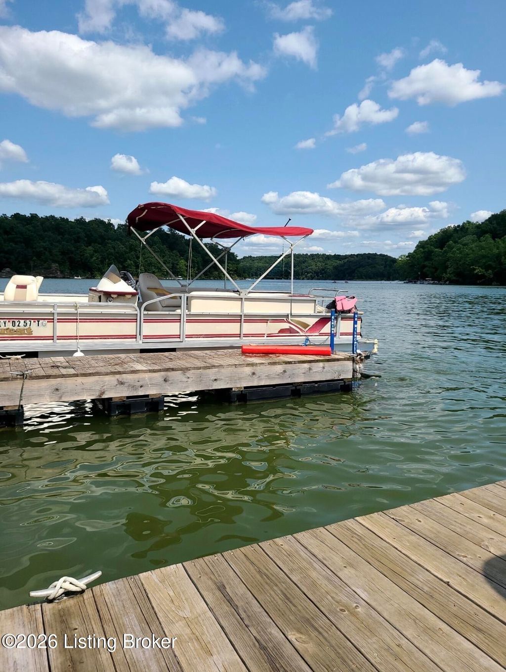 Photo of 85 Lakeview Dr, Leitchfield, KY 42754 (MLS # 1712628)