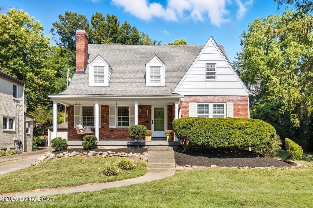 Photo of 1719 Trevilian Way, Louisville, KY 40205 (MLS # 1701451)