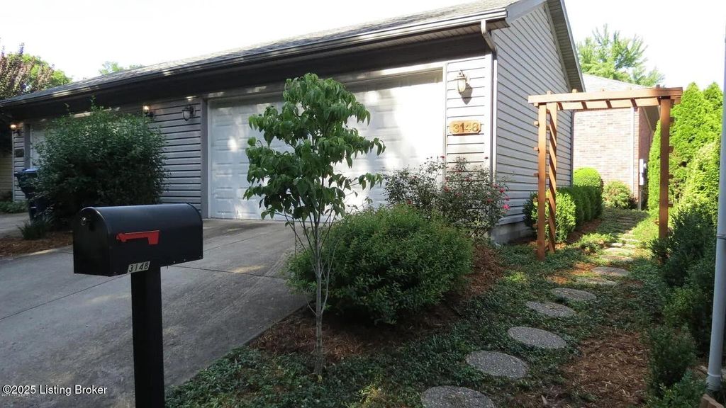 Photo of 3148 Bushmill Park Park, Louisville, KY 40241 (MLS # 1705607)