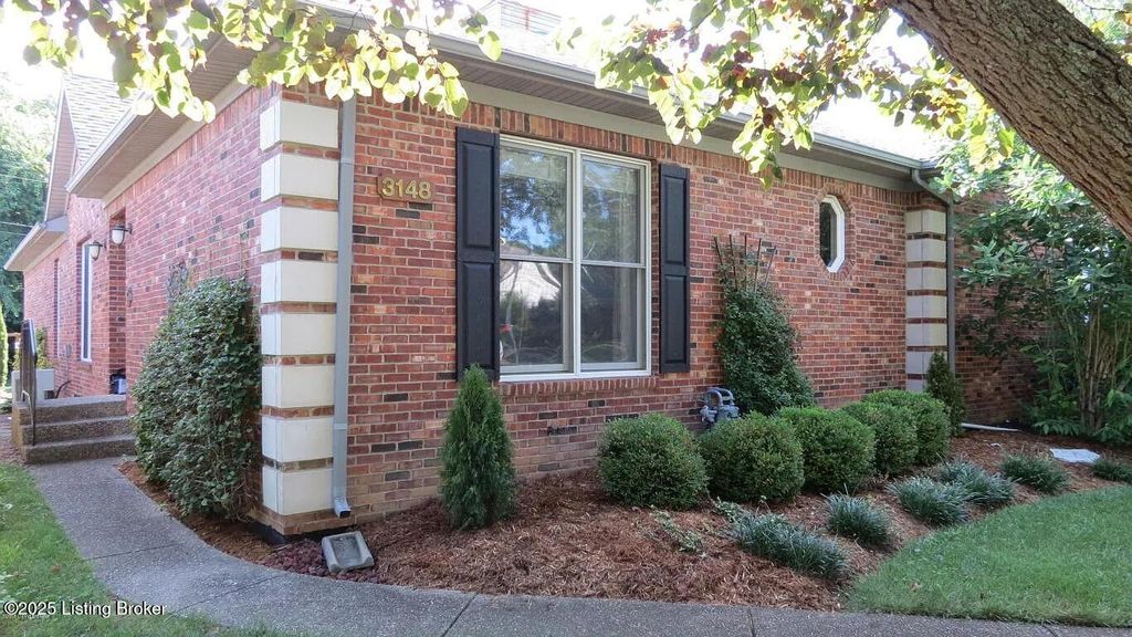 Photo of 3148 Bushmill Park Park, Louisville, KY 40241 (MLS # 1705607)