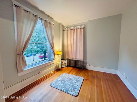 Photo of 1479 S 4th St #1A, Louisville, KY 40208 (MLS # 1701919)