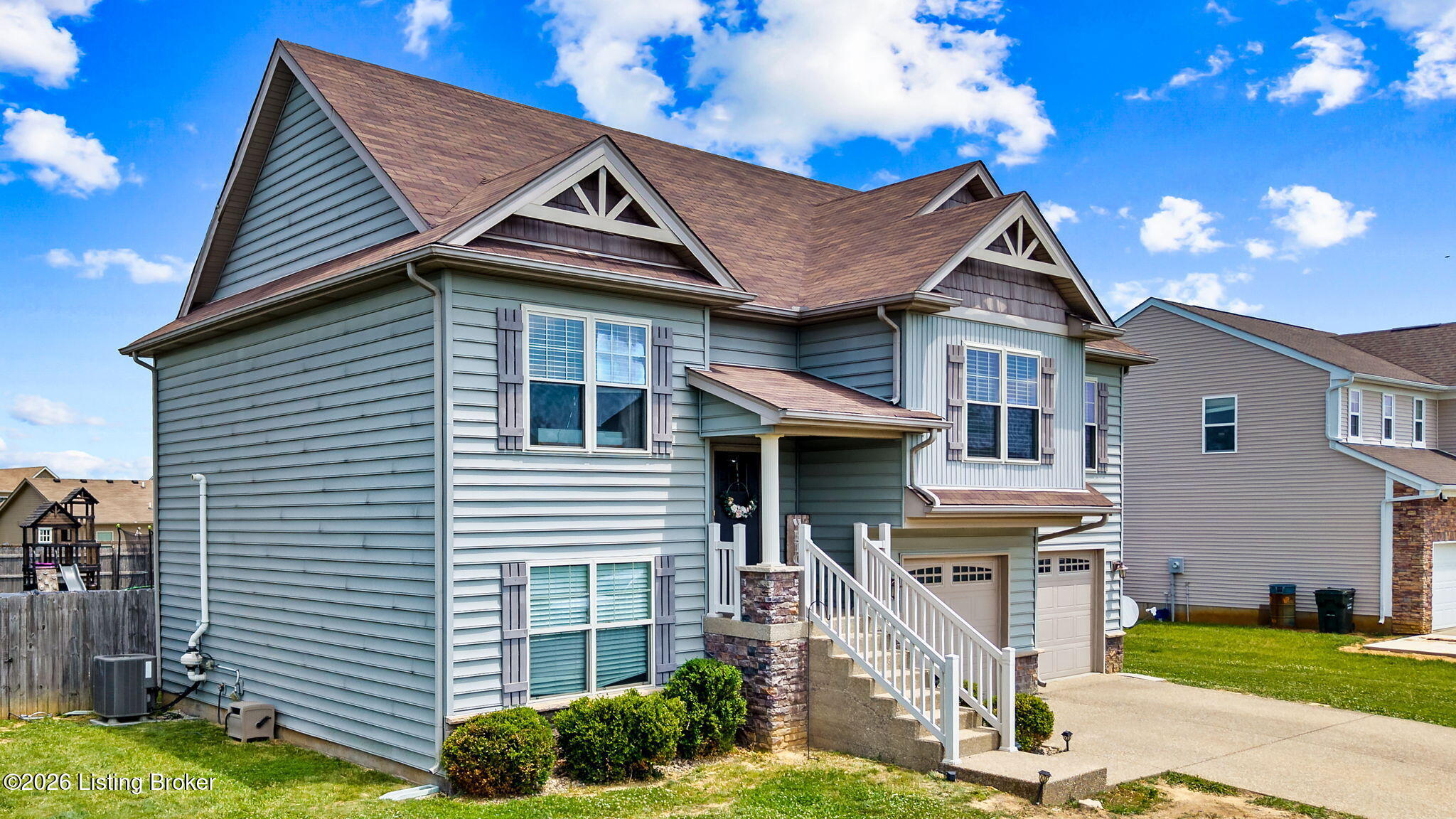 326 Golden Wing Rd