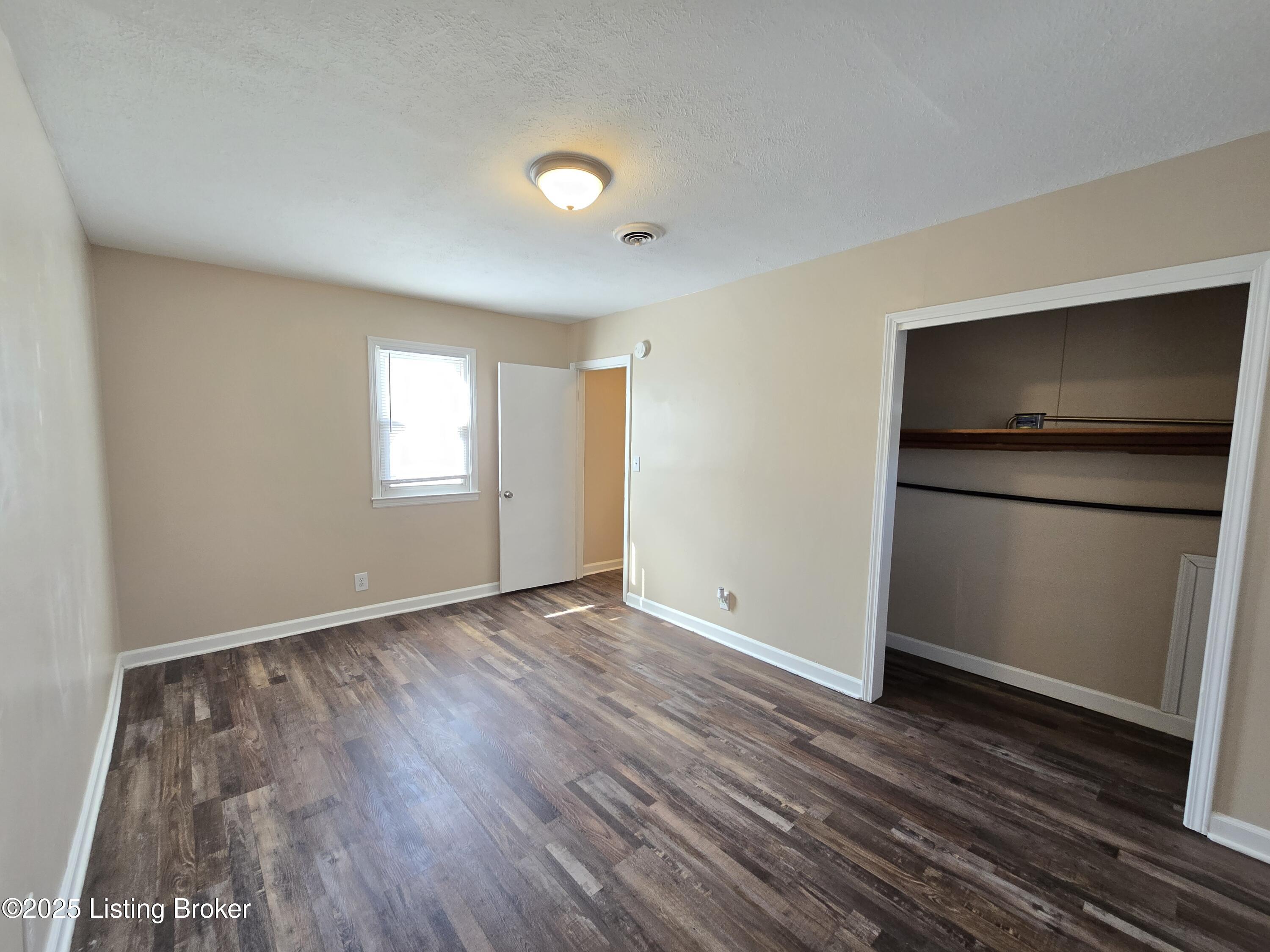 638 Lynn St, Louisville, Kentucky image 41