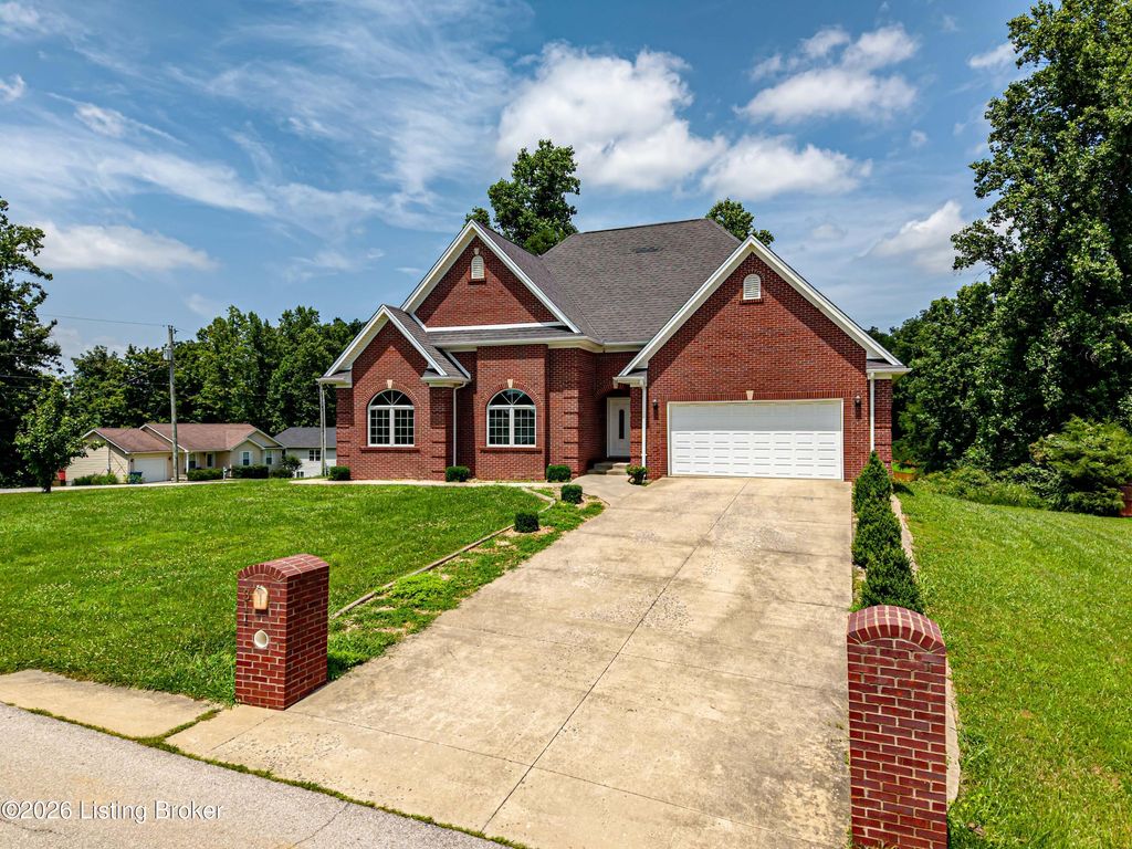 Photo of 311 School Side Dr, Brandenburg, KY 40108 (MLS # 1722939)