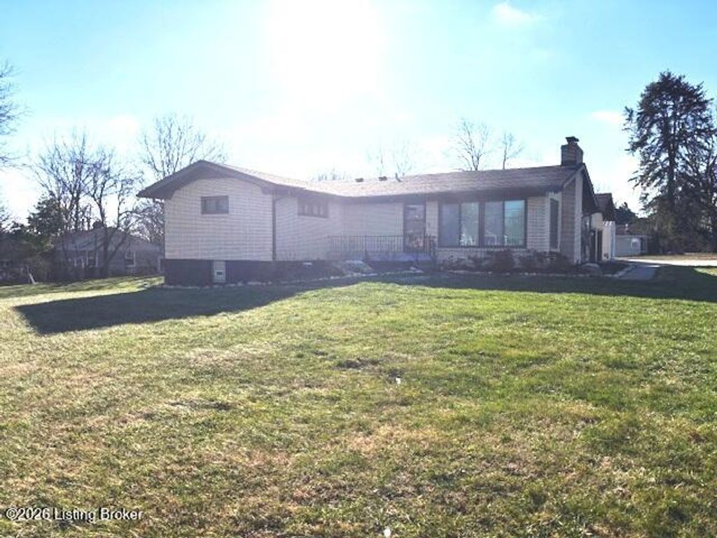 Photo of 6701 Shibley Ave, Louisville, KY 40291 (MLS # 1706330)