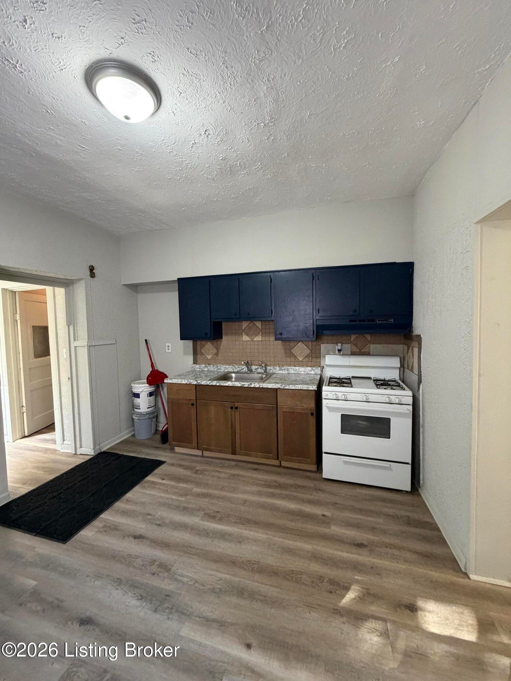 Photo of 3224 Kirby Ave, Louisville, KY 40211 (MLS # 1731003)