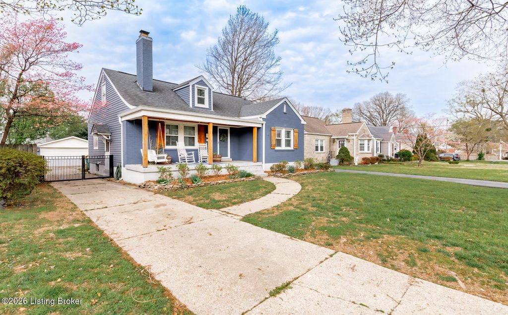 Photo of 3108 Widgeon Ave, Audubon Park, KY 40213 (MLS # 1714145)