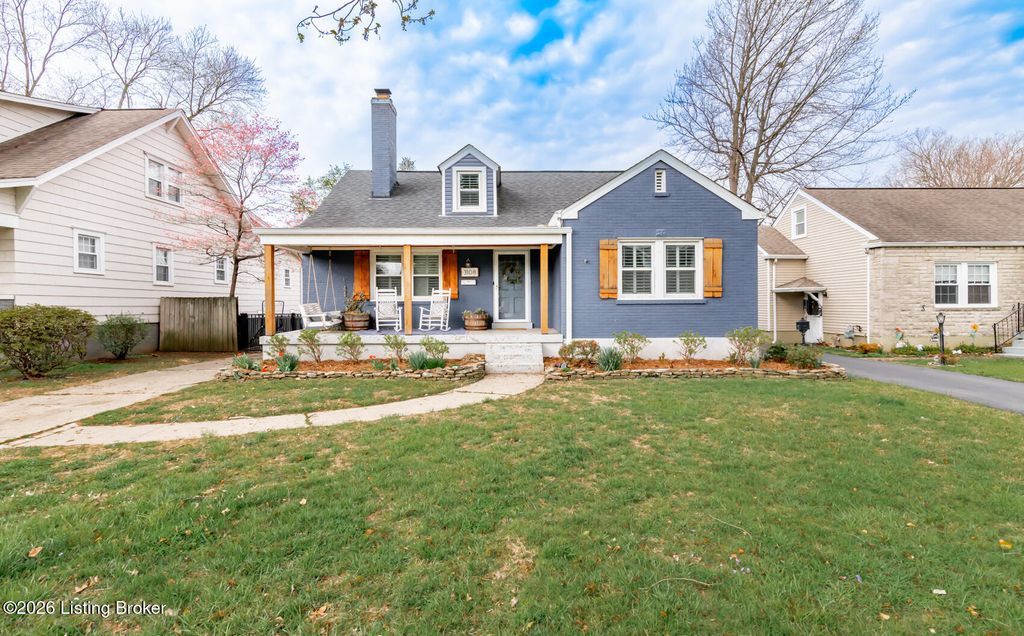 Photo of 3108 Widgeon Ave, Audubon Park, KY 40213 (MLS # 1714145)