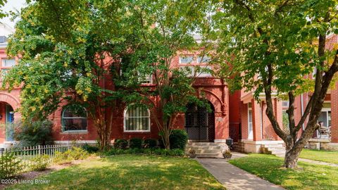 Photo of 529 W St Catherine St, Louisville, KY 40203 (MLS # 1697983)