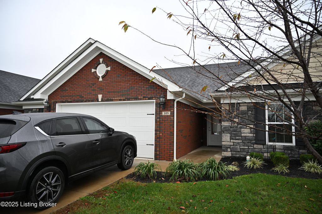 Photo of 105 Riggs Blvd, Bardstown, KY 40004 (MLS # 1704895)