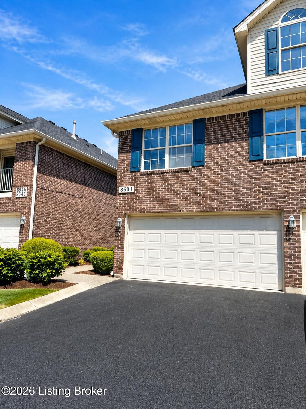 Photo of 8601 Grand Neptune Dr, Louisville, KY 40228 (MLS # 1715186)