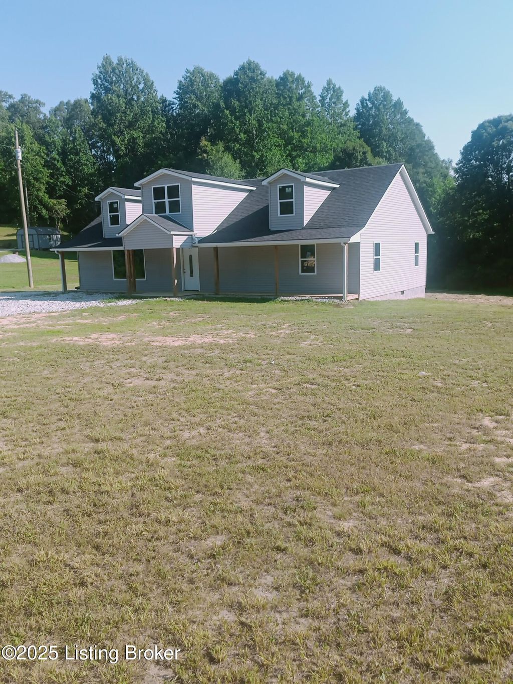 Photo of 263 Fawn Hill Loop, Leitchfield, KY 42754 (MLS # 1717341)