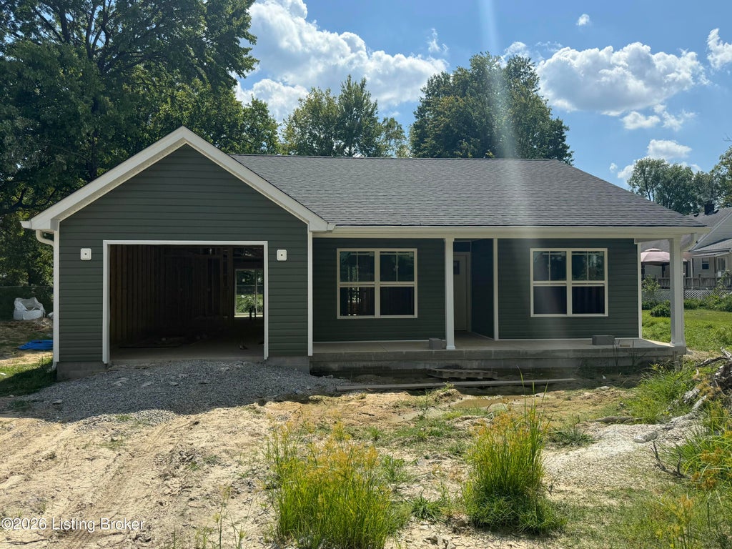 Photo of 4102 Sanford Ave, Louisville, KY 40218 (MLS # 1728329)