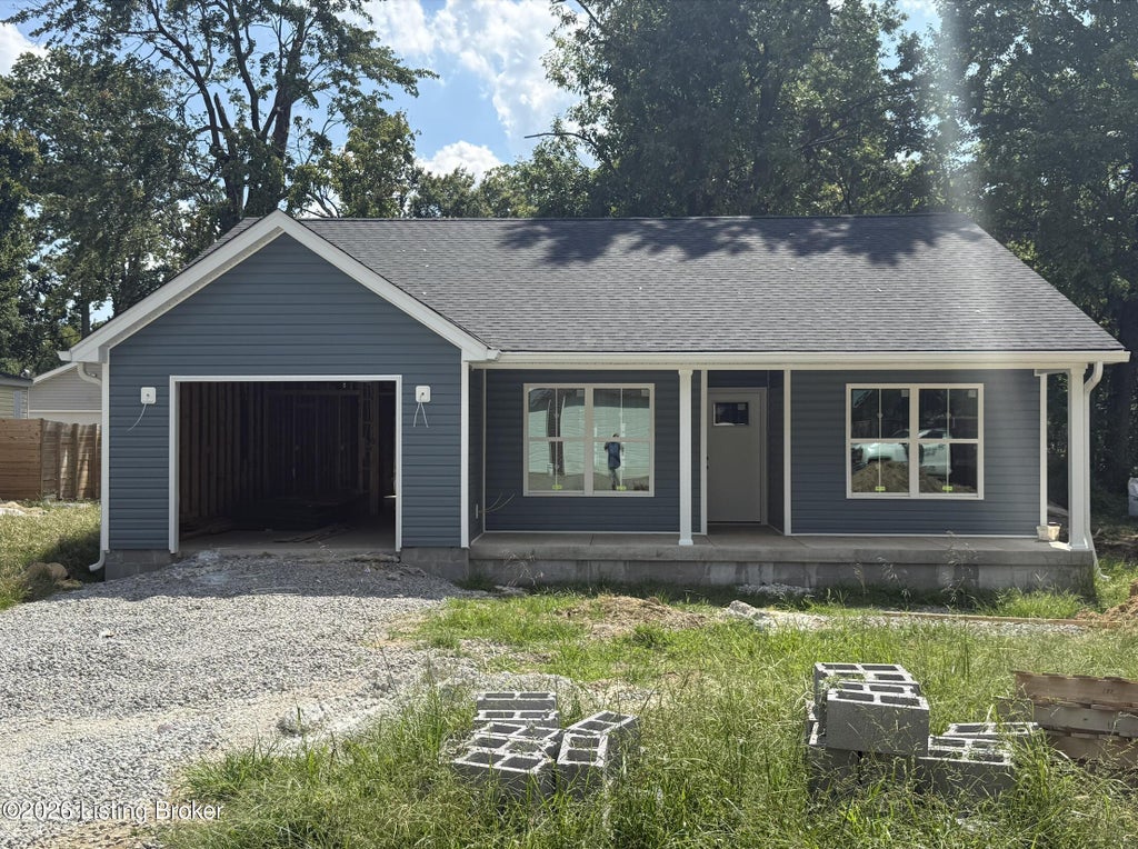 Photo of 4102 Sanford Ave, Louisville, KY 40218 (MLS # 1728329)