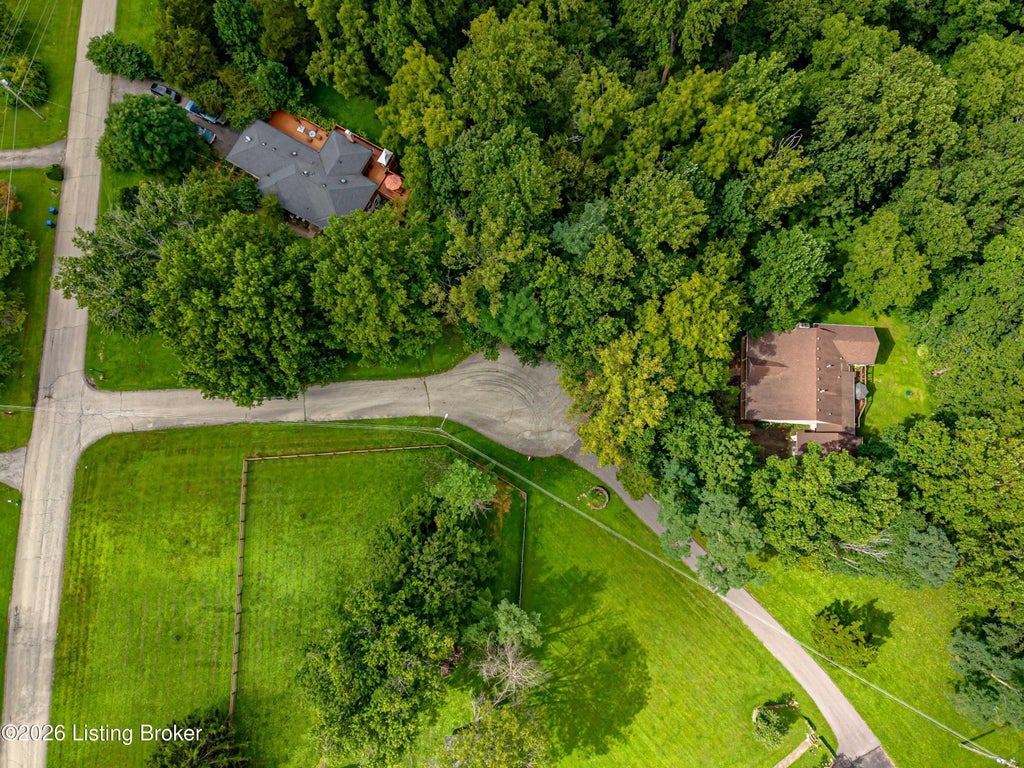 Photo of 3501 Kim Ct, Crestwood, KY 40014 (MLS # 1729198)