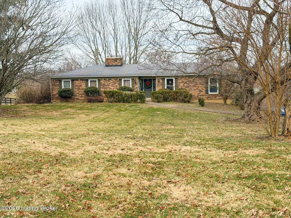 Photo of 133 Sacree Rd, Shelbyville, KY 40065 (MLS # 1709733)