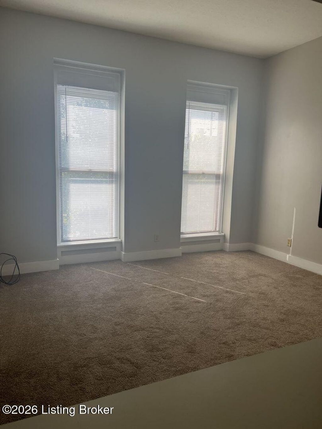 Photo of 1009 S 3rd St #302, Louisville, KY 40203 (MLS # 1710575)