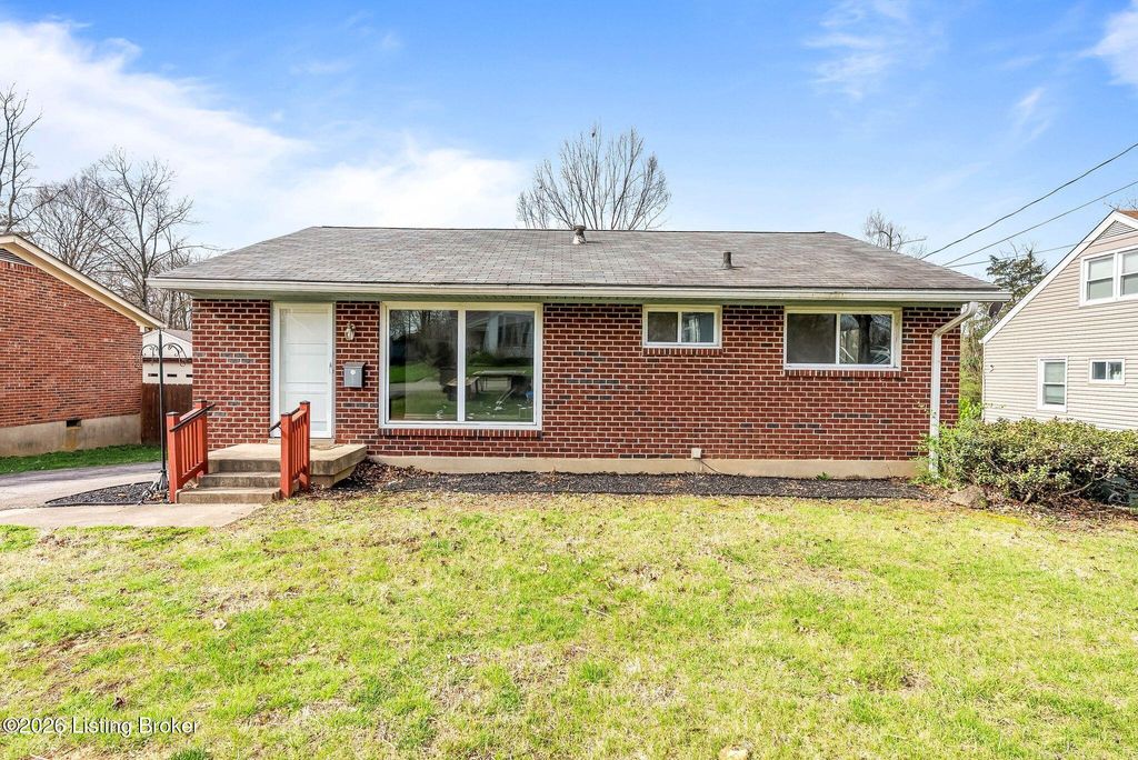 Photo of 3614 Dell Rd, Jeffersontown, KY 40299 (MLS # 1712258)