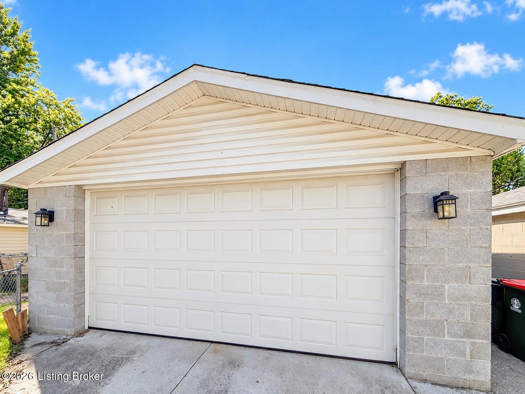 Photo of 4514 S 1st St, Louisville, KY 40214 (MLS # 1731172)