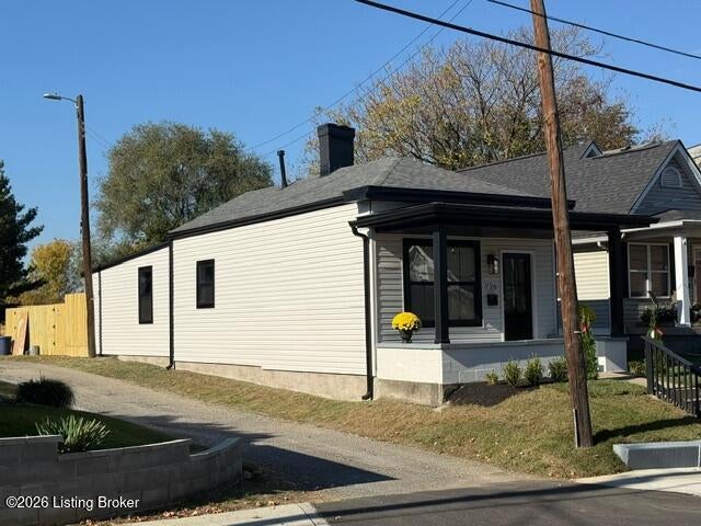 Photo of 726 Vine St, Louisville, KY 40204 (MLS # 1733390)