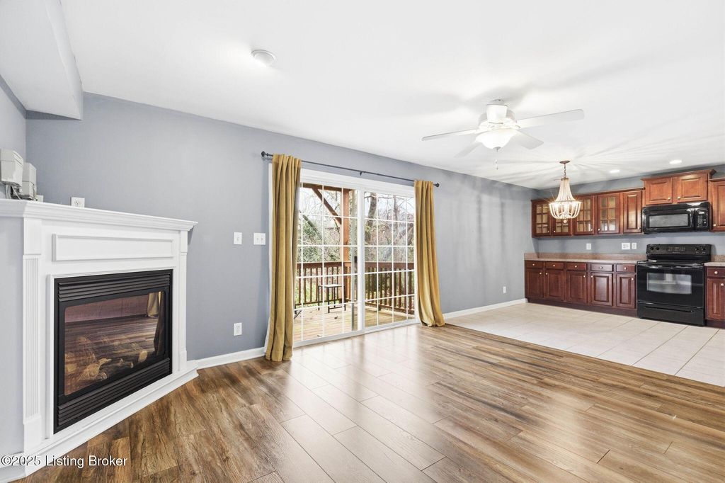 Photo of 741 N Hite Ave #4, Louisville, KY 40206 (MLS # 1704508)