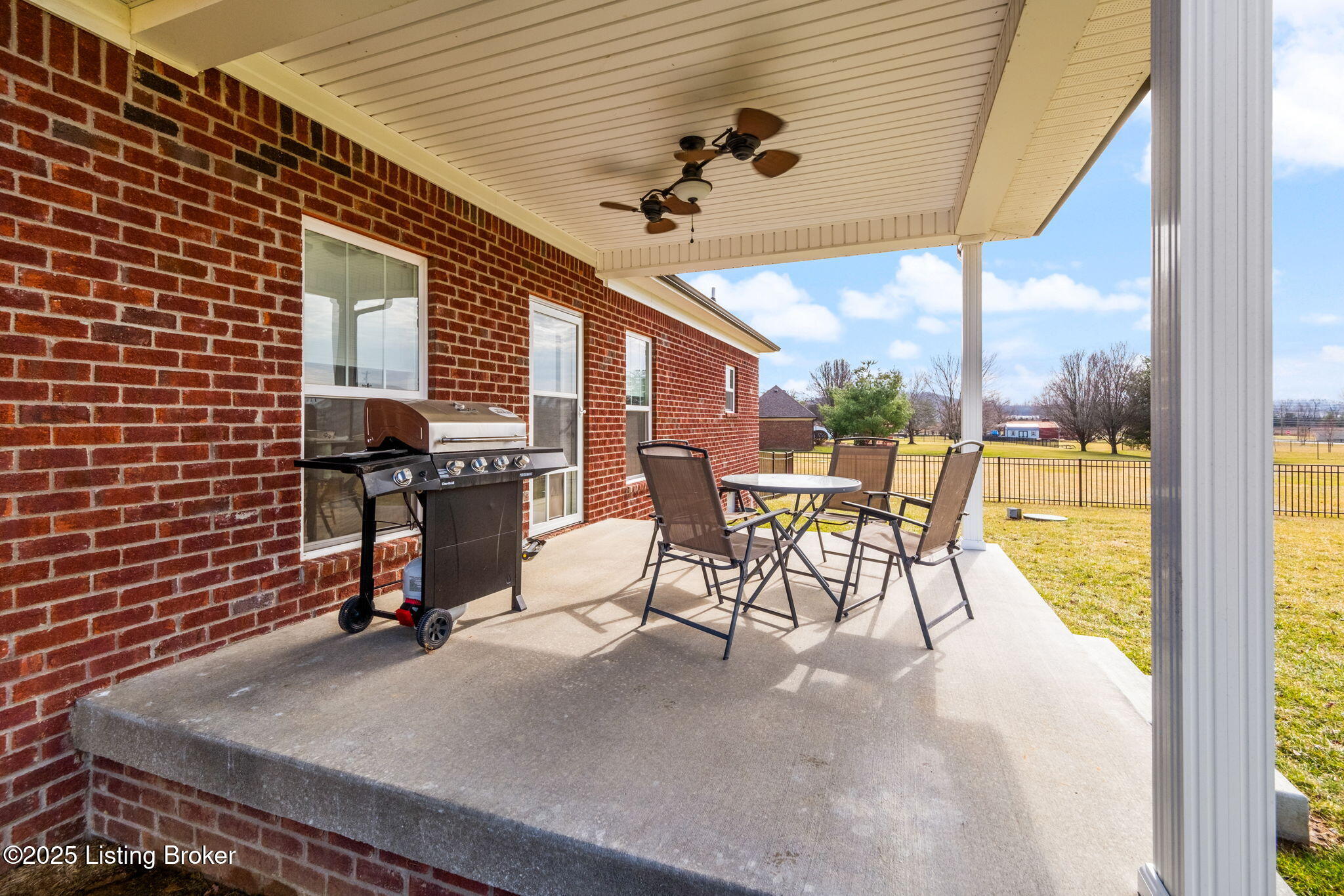 111 Springcrest Ct, Shepherdsville, Kentucky image 32