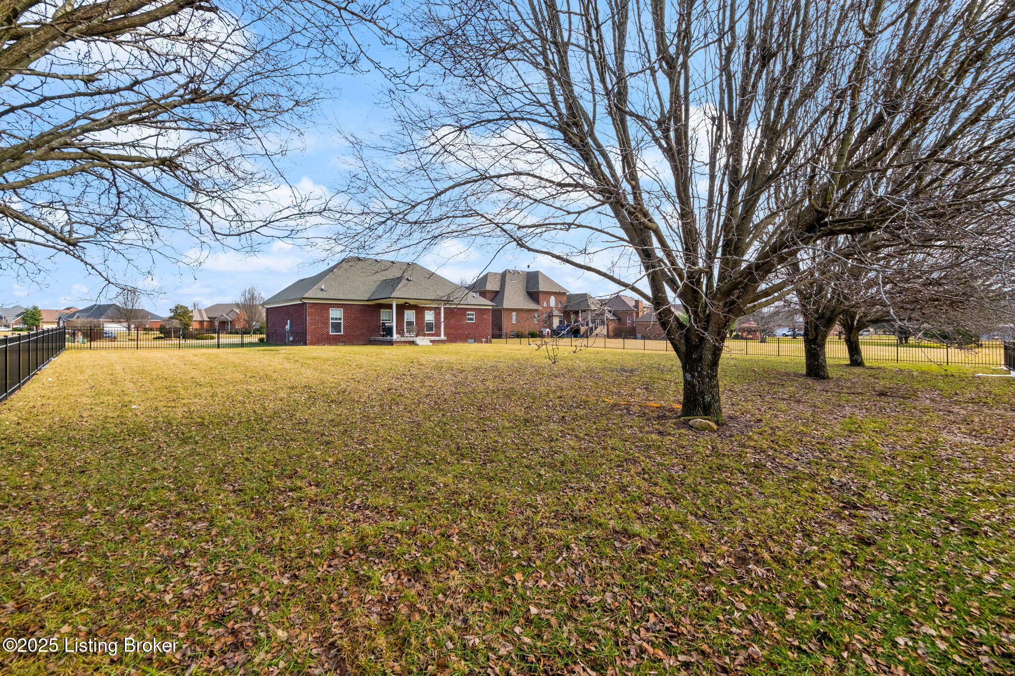 111 Springcrest Ct, Shepherdsville, Kentucky image 35