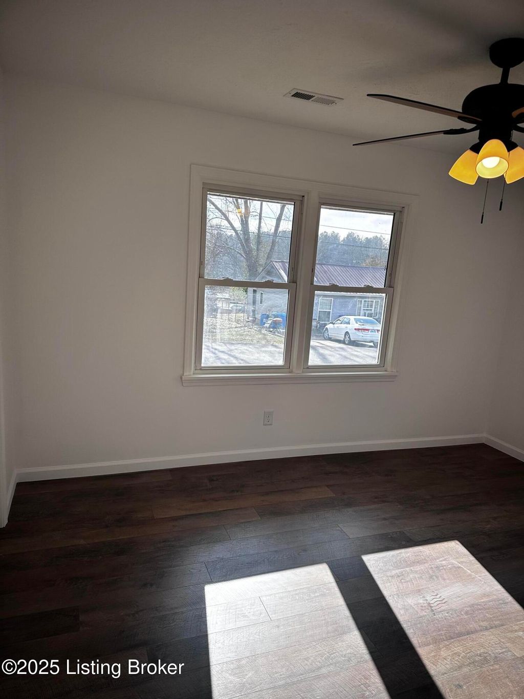 Photo of 523 Leavette Ave, Leitchfield, KY 42754 (MLS # 1704886)