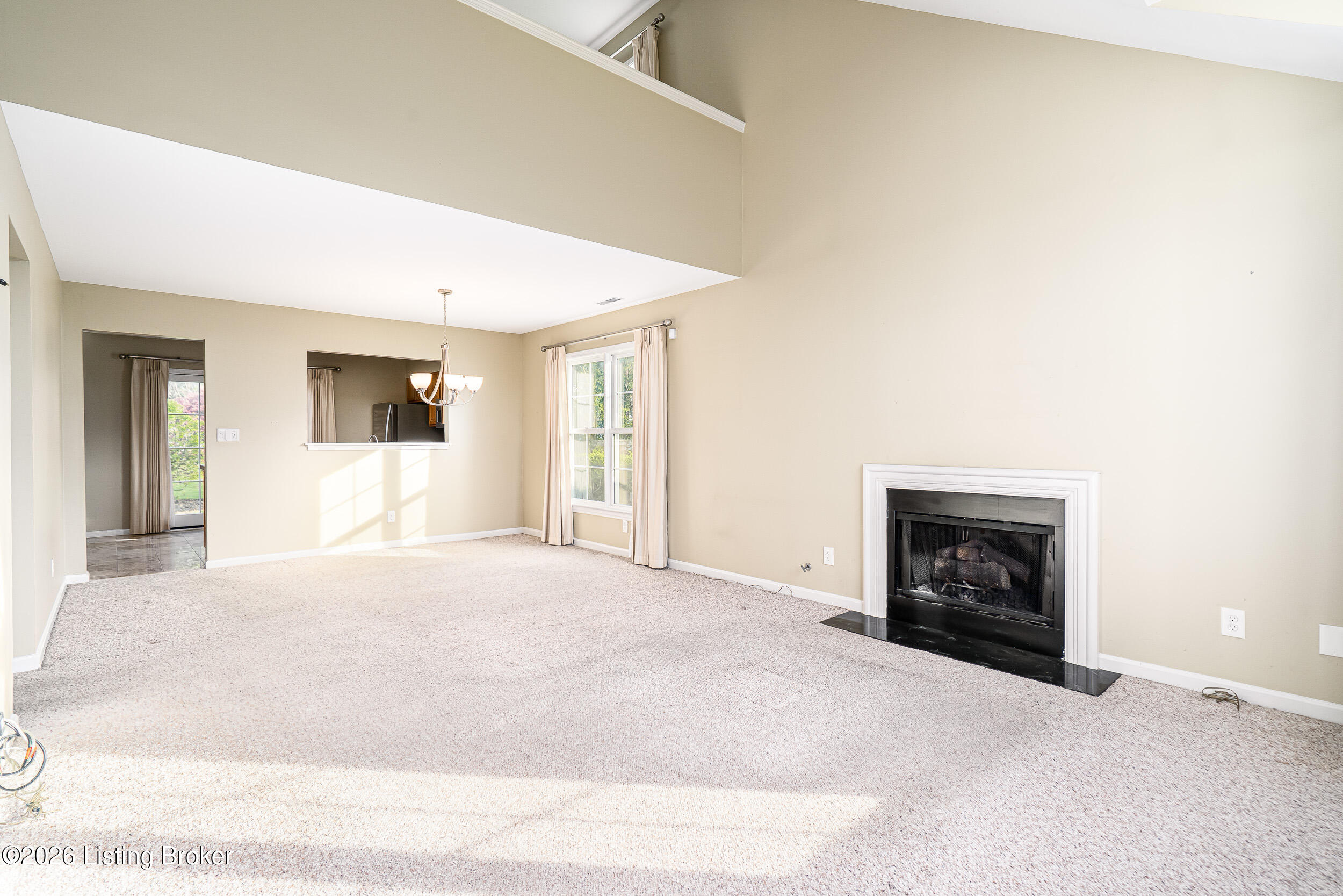 10409 Bay Pointe Cir