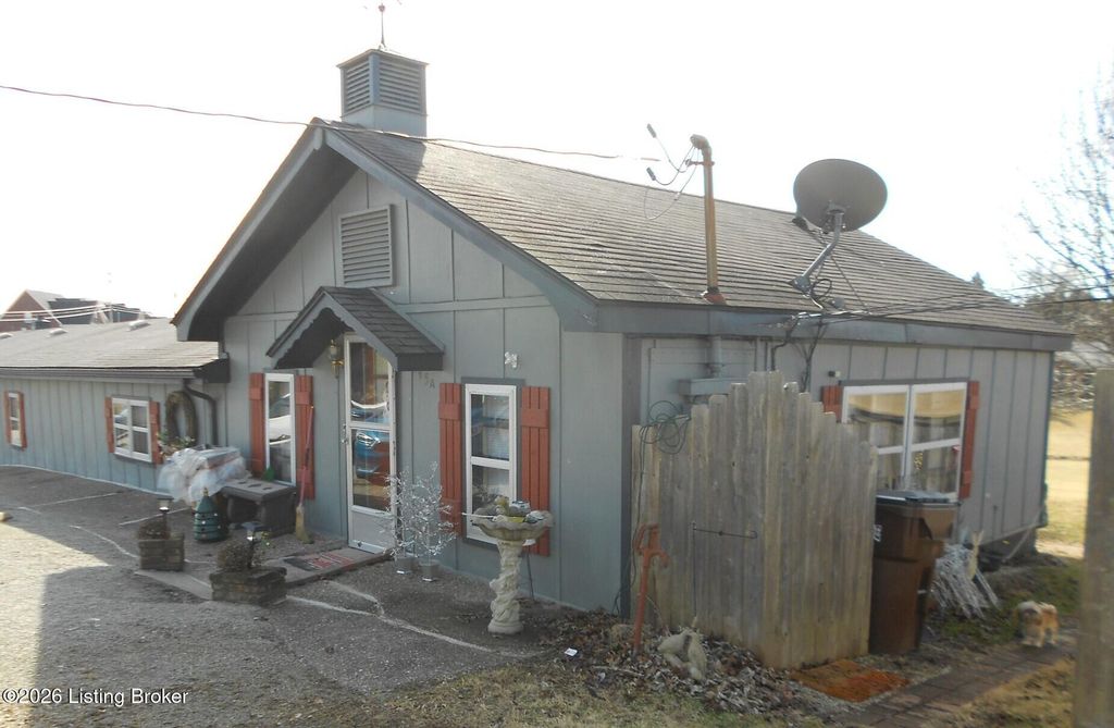 Photo of 155 Bleemel Ln, Mt Washington, KY 40047 (MLS # 1717187)