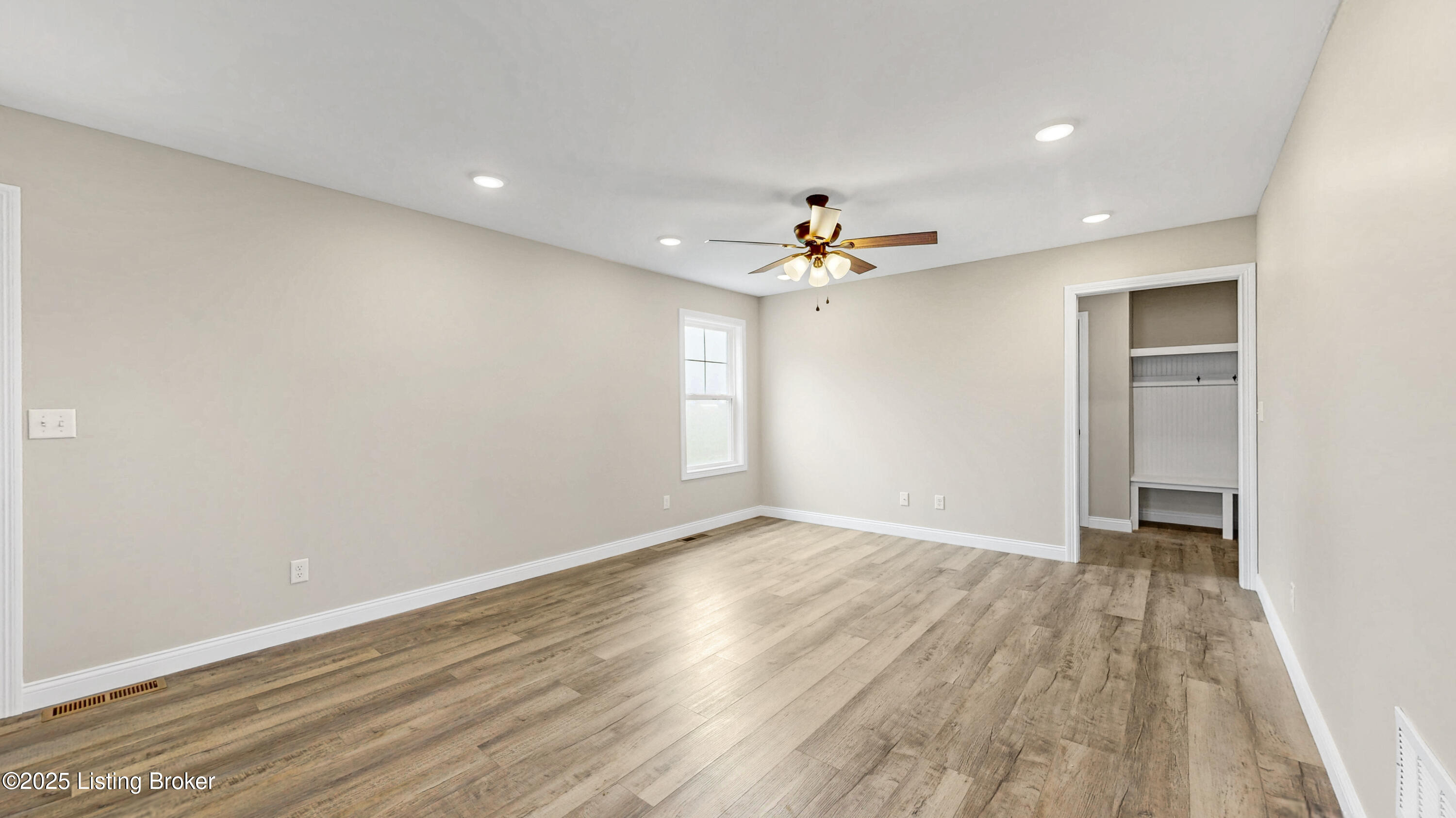 389 Williamsburg Dr, Mt Washington, Kentucky image 8