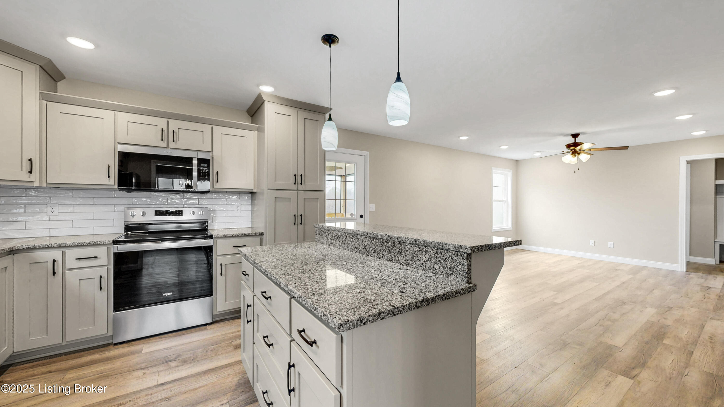 389 Williamsburg Dr, Mt Washington, Kentucky image 14