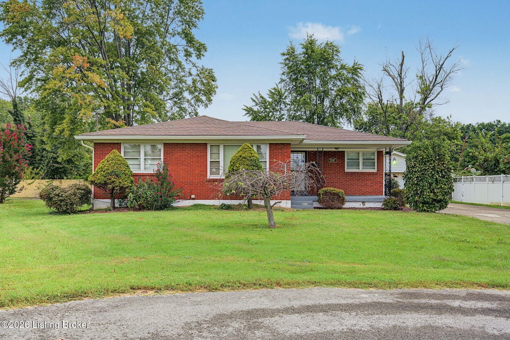 Photo of 5707 Undine Dr, Louisville, KY 40216 (MLS # 1730333)