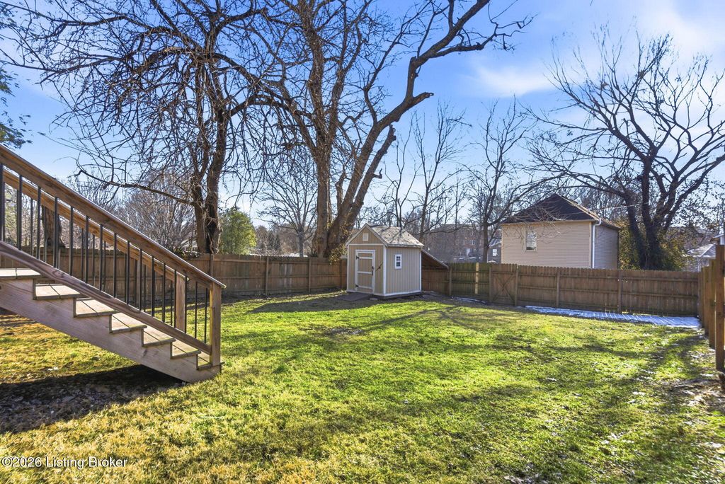 Photo of 2734 Fleming Ave, Louisville, KY 40206 (MLS # 1709110)