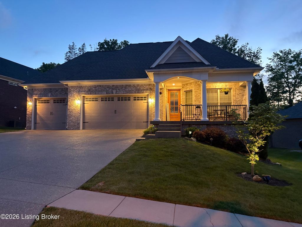 Photo of 2418 Irish Bend Ct, Fisherville, KY 40023 (MLS # 1716027)