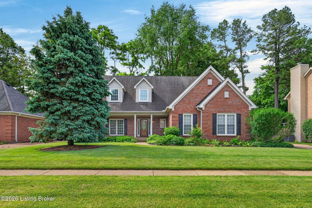 Photo of 10504 Edgewater Rd, Louisville, KY 40223 (MLS # 1716264)