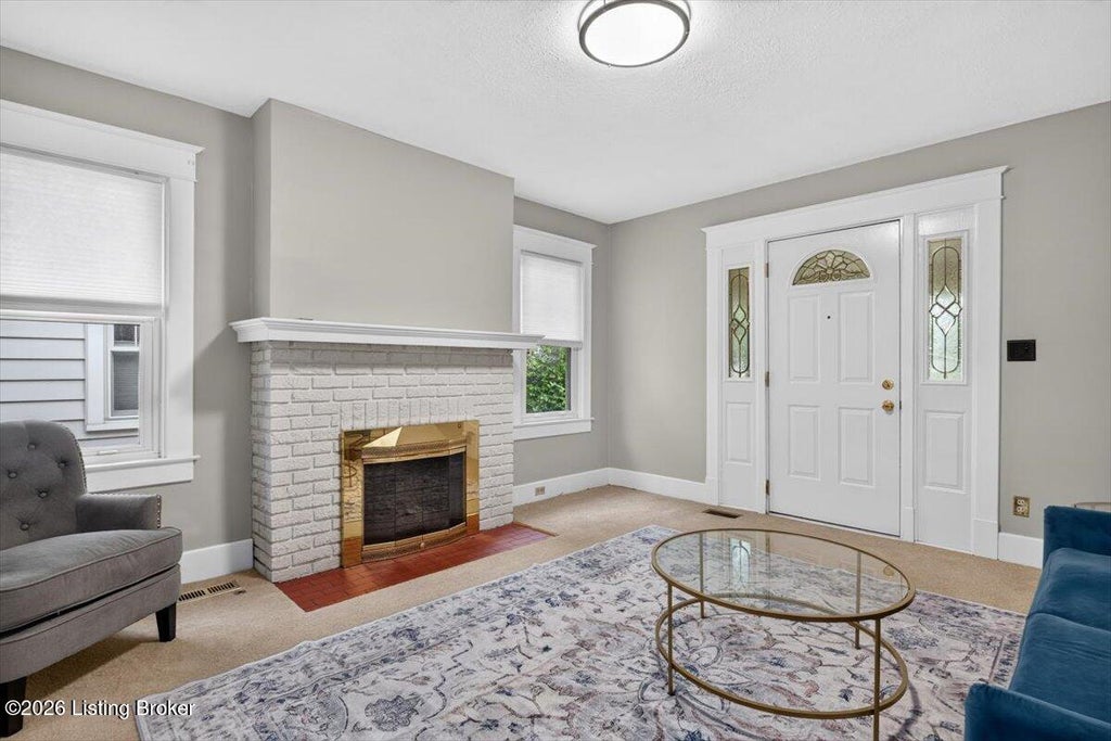 Photo of 2215 Talbott Ave, Louisville, KY 40205 (MLS # 1726985)