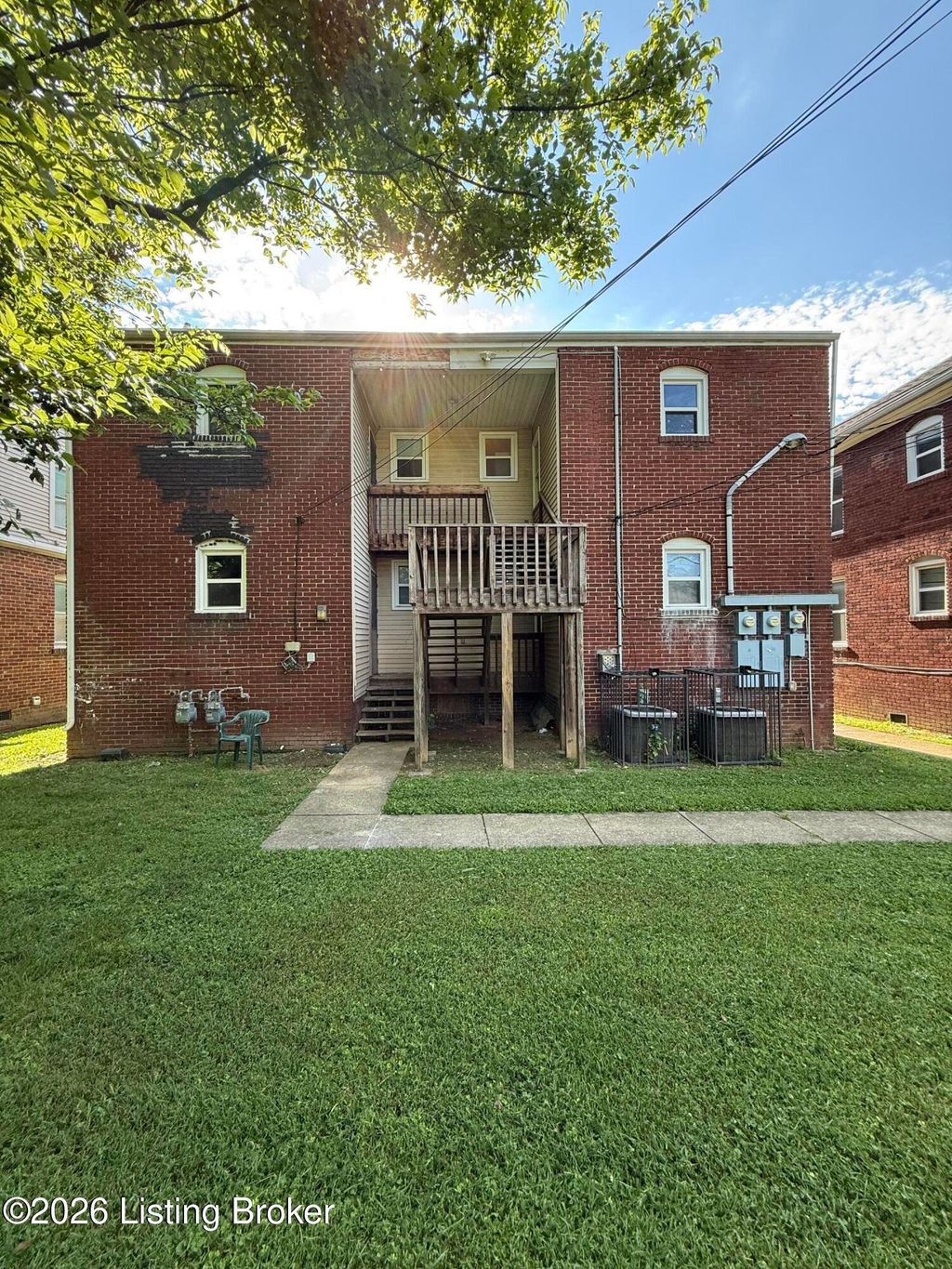 Photo of 828 S 31st St, Louisville, KY 40211 (MLS # 1721853)