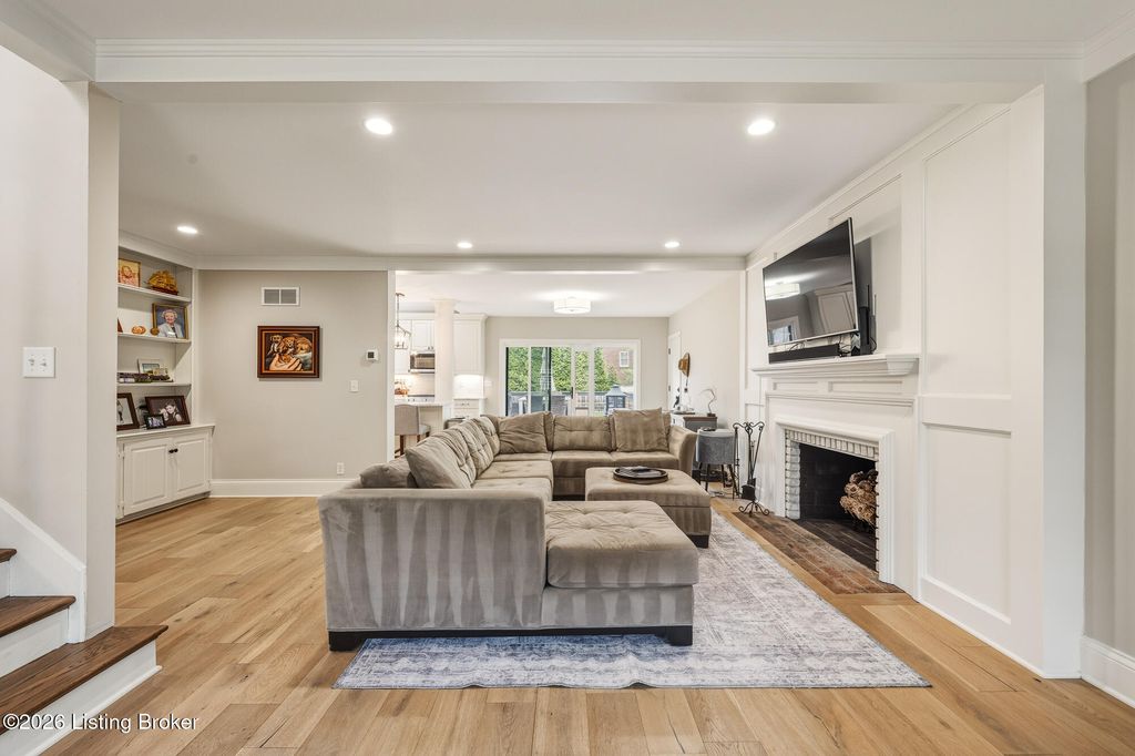 Photo of 5603 Timber Ridge Dr, Prospect, KY 40059 (MLS # 1712451)