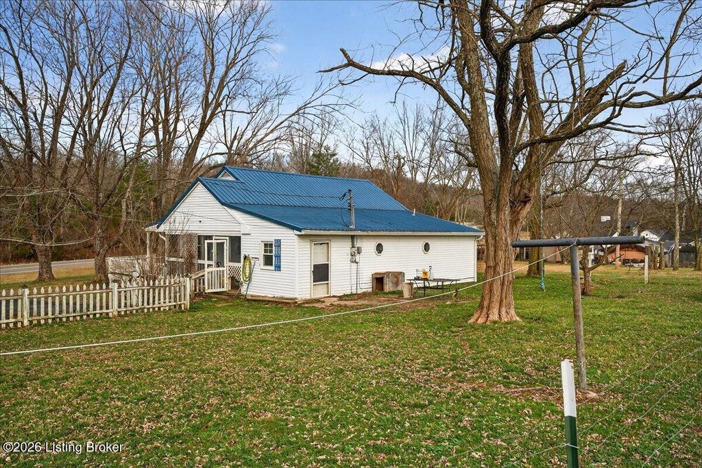 Photo of 9905 New Haven Rd, New Haven, KY 40051 (MLS # 1706885)