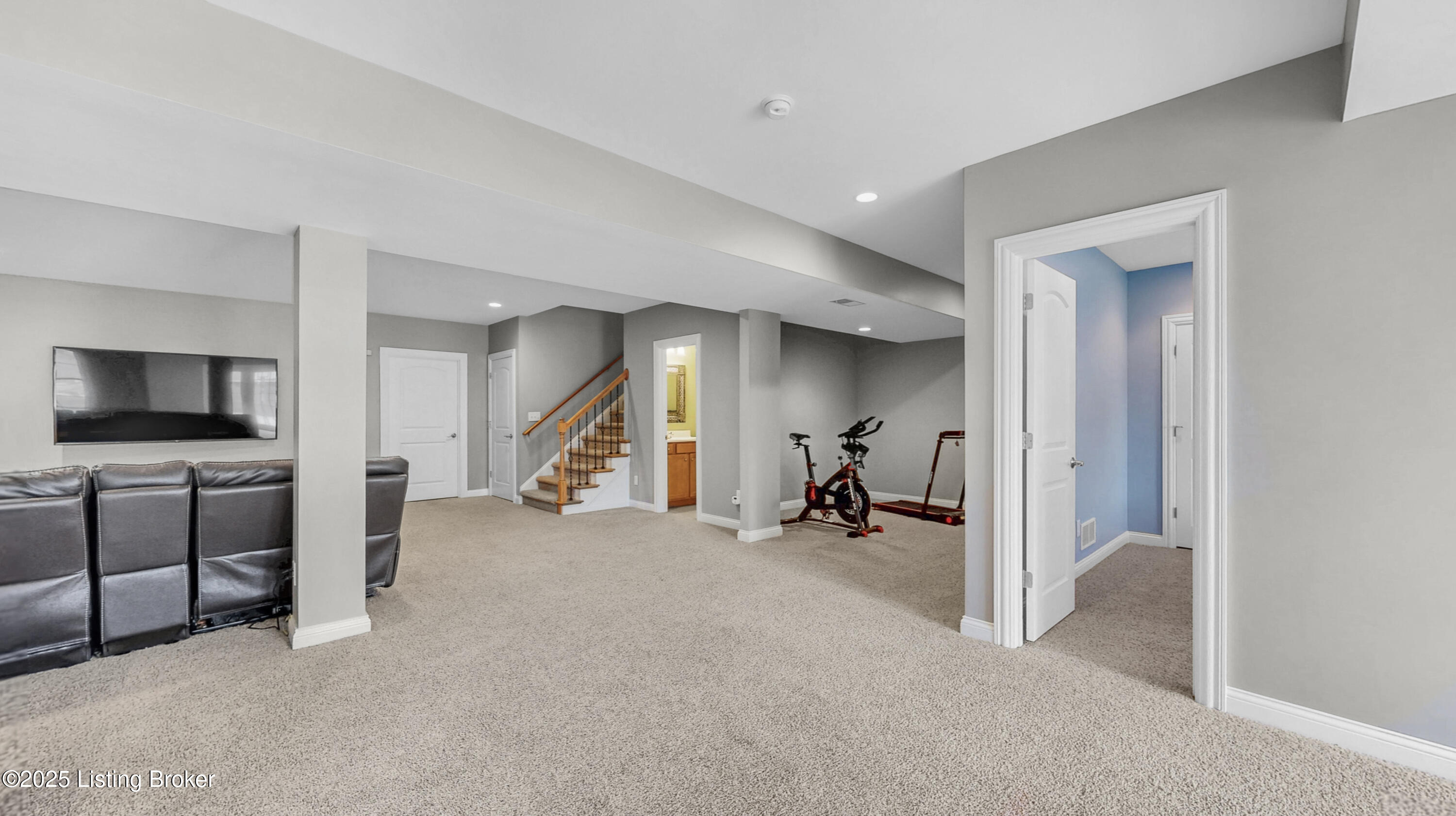 4625 Northridge Cir, Crestwood, Pennsylvania image 45