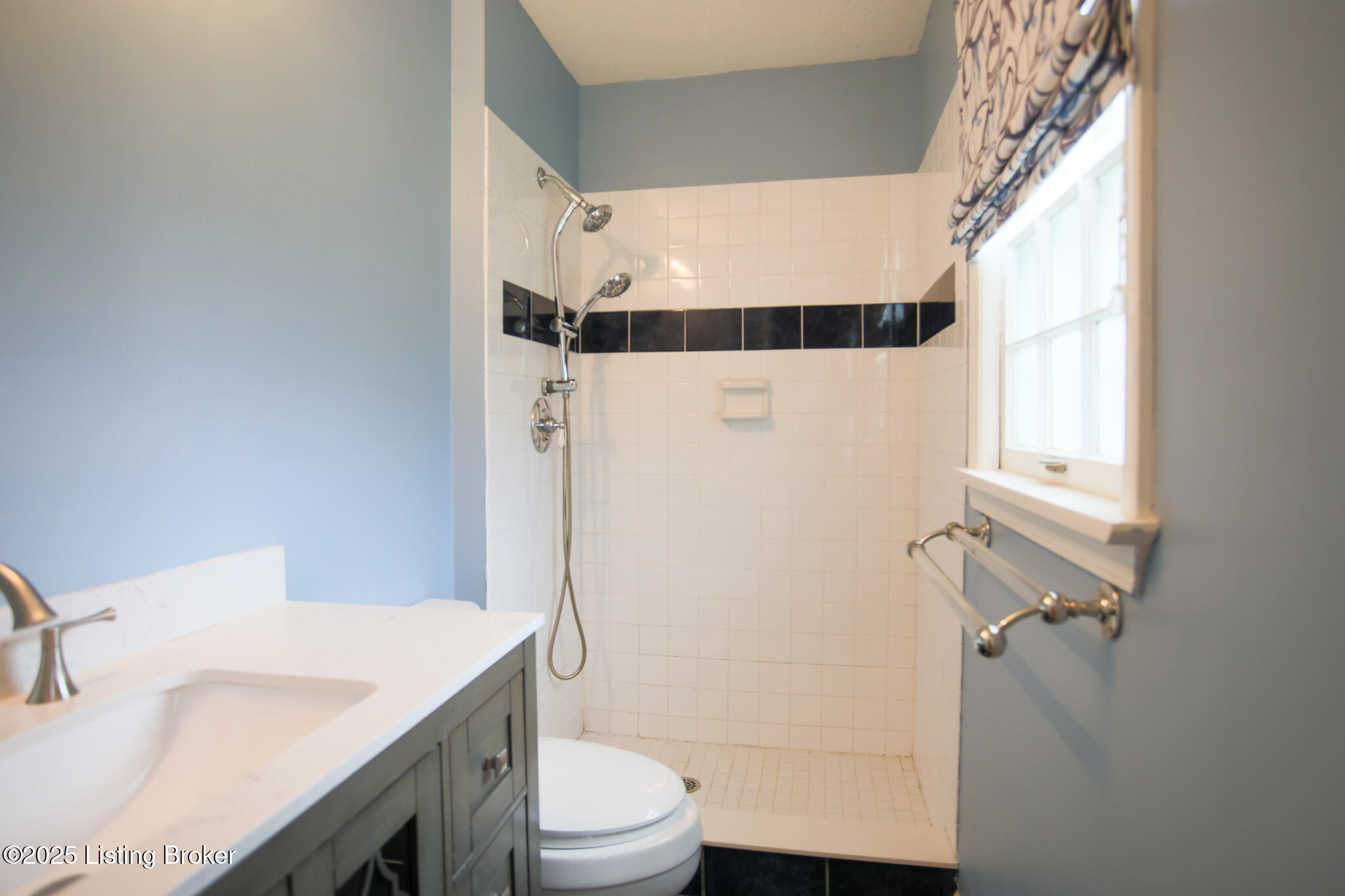 1303 Ambridge Dr, Louisville, Kentucky image 27