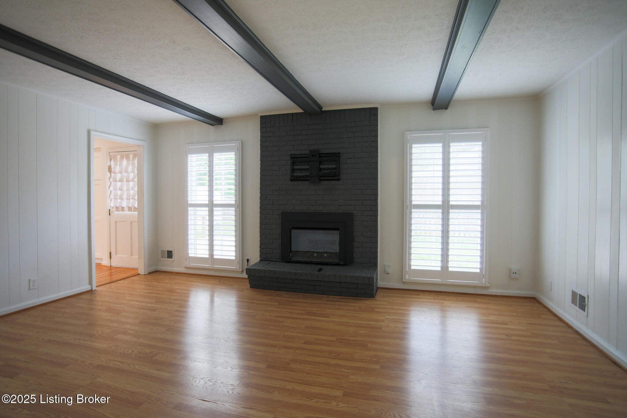 1303 Ambridge Dr, Louisville, Kentucky image 12