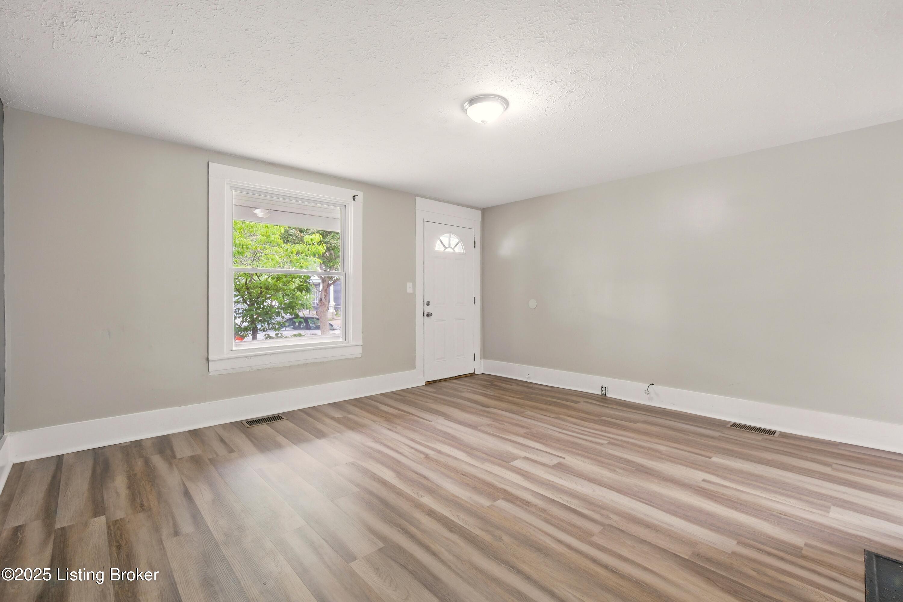 426 Marret Ave, Louisville, Pennsylvania image 6